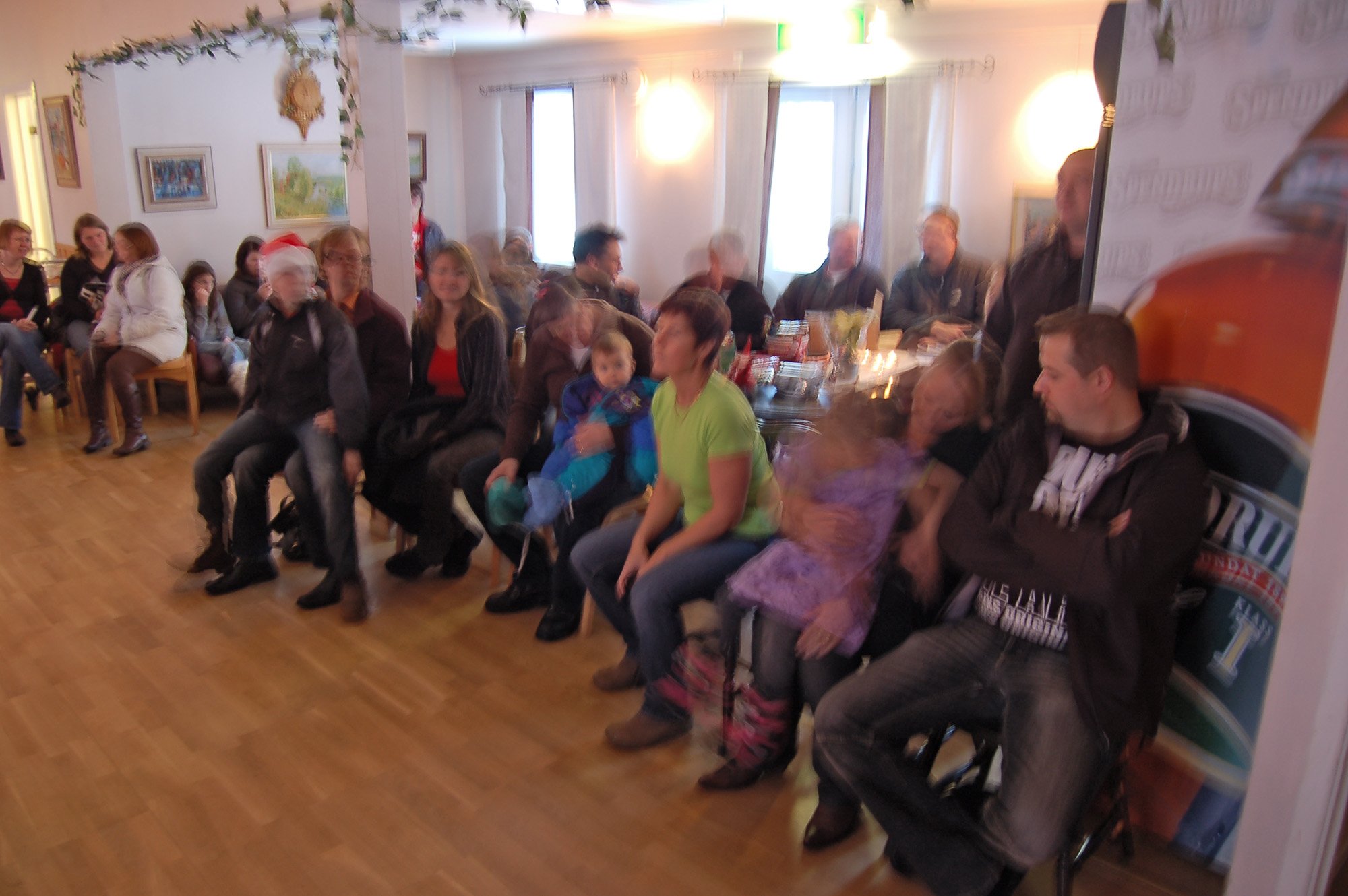 Röste.nu – Bygdens Nytt nr 1 2009 – Nyheter – Välbesökt äldredag i Dönjegården 2008