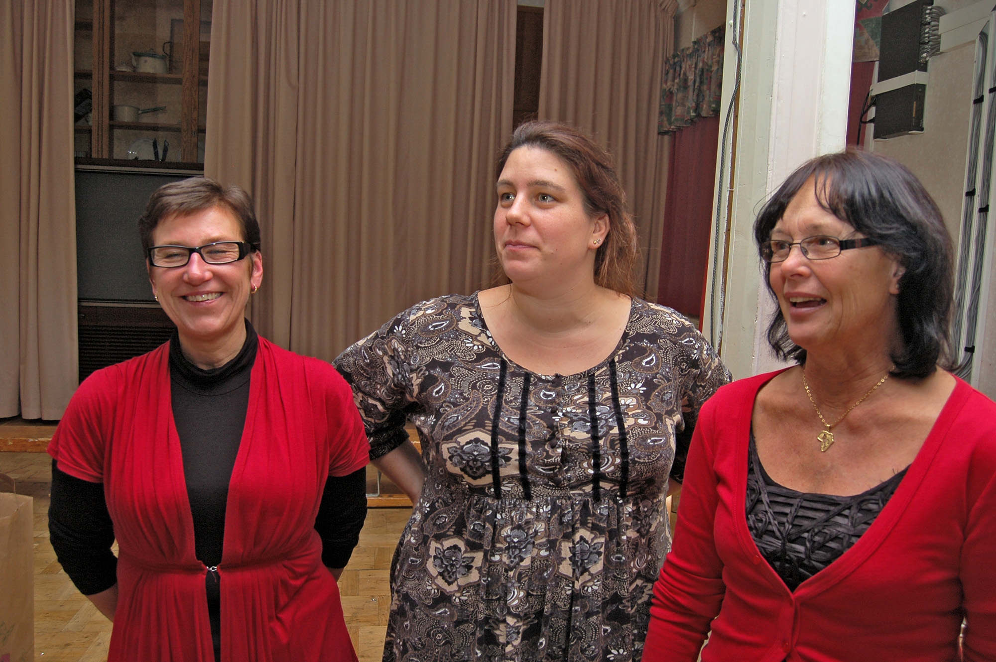 Röste.nu – Bygdens Nytt nr 1 2010 – Nyheter – Björktjära skolas välbesökta julfest i Dönjegården 2009