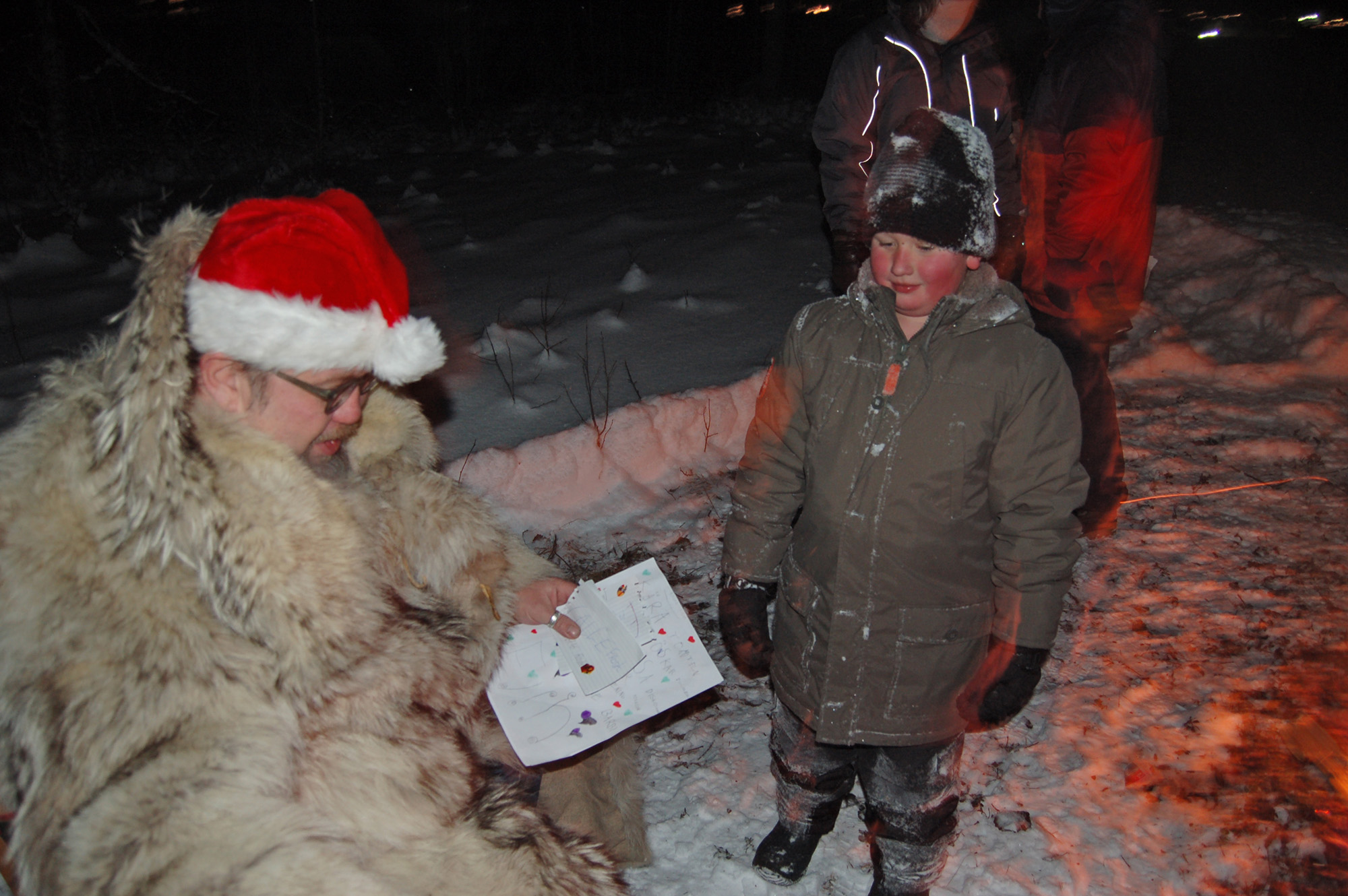 Röste.nu – Bygdens Nytt nr 1 2010 – Nyheter – Tomtekväll vid Dönjegården 2009