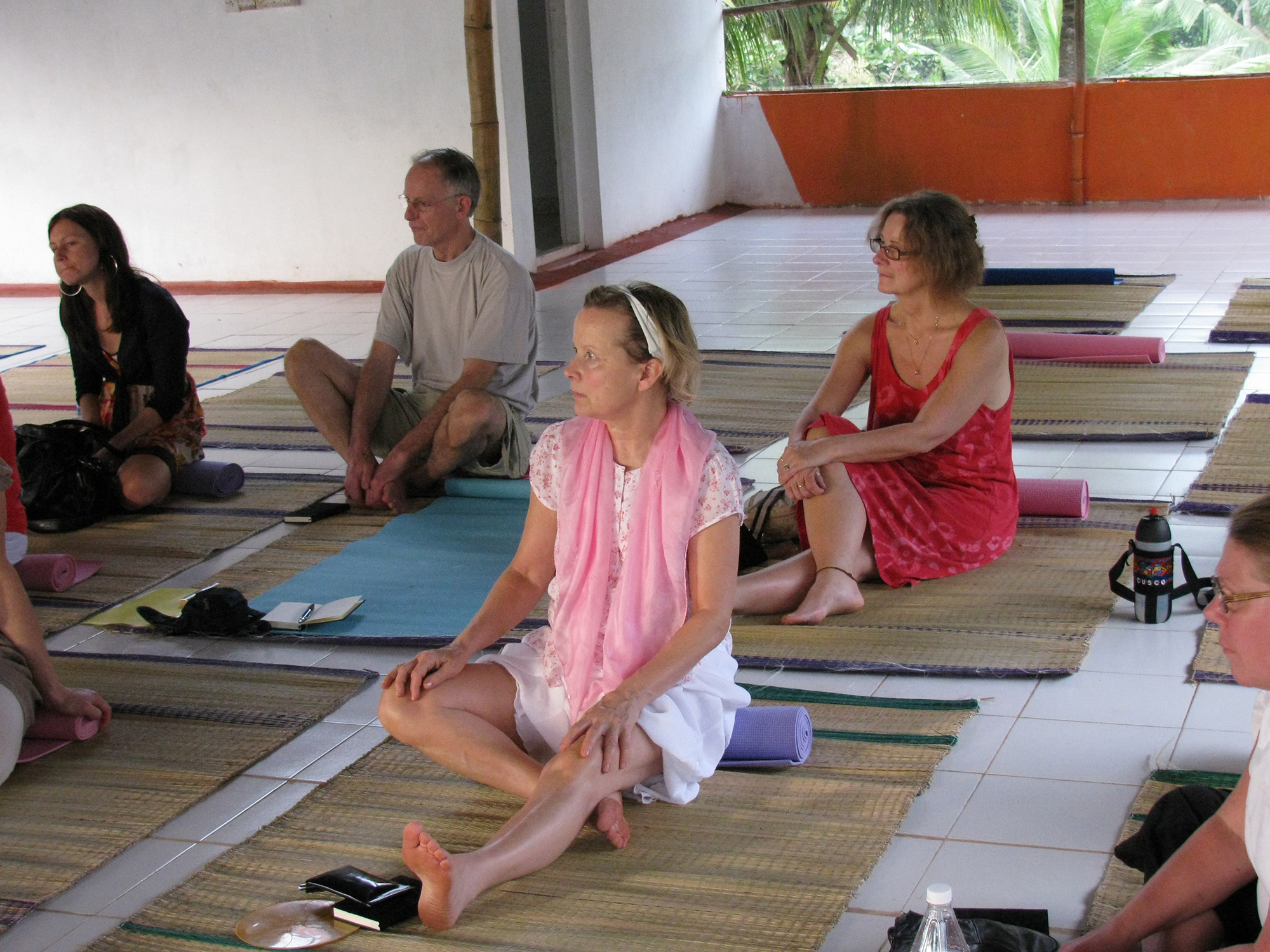 Röste.nu – Bygdens Nytt nr 1 2010 – Reportage – Indien tur och retur med Rolf och Anita Hagberg 2009