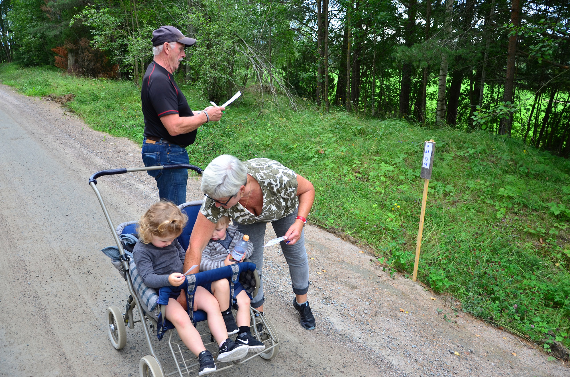 Röste.nu – Bygdens Nytt nr 1 2021 – Nyheter – Välbesökt motionsbingo undgick ruskväder