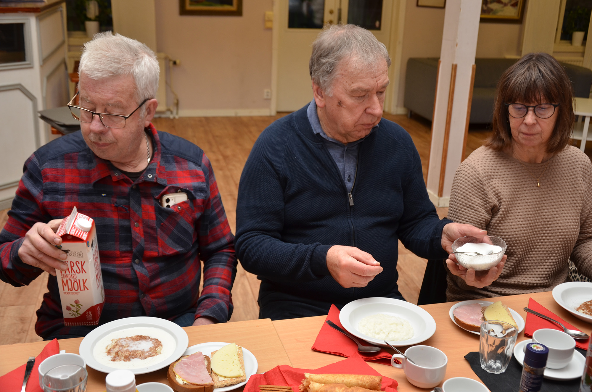 Röste.nu – Bygdens Nytt nr 1 2026 – Nyheter – Julen inleddes med tomtegröt