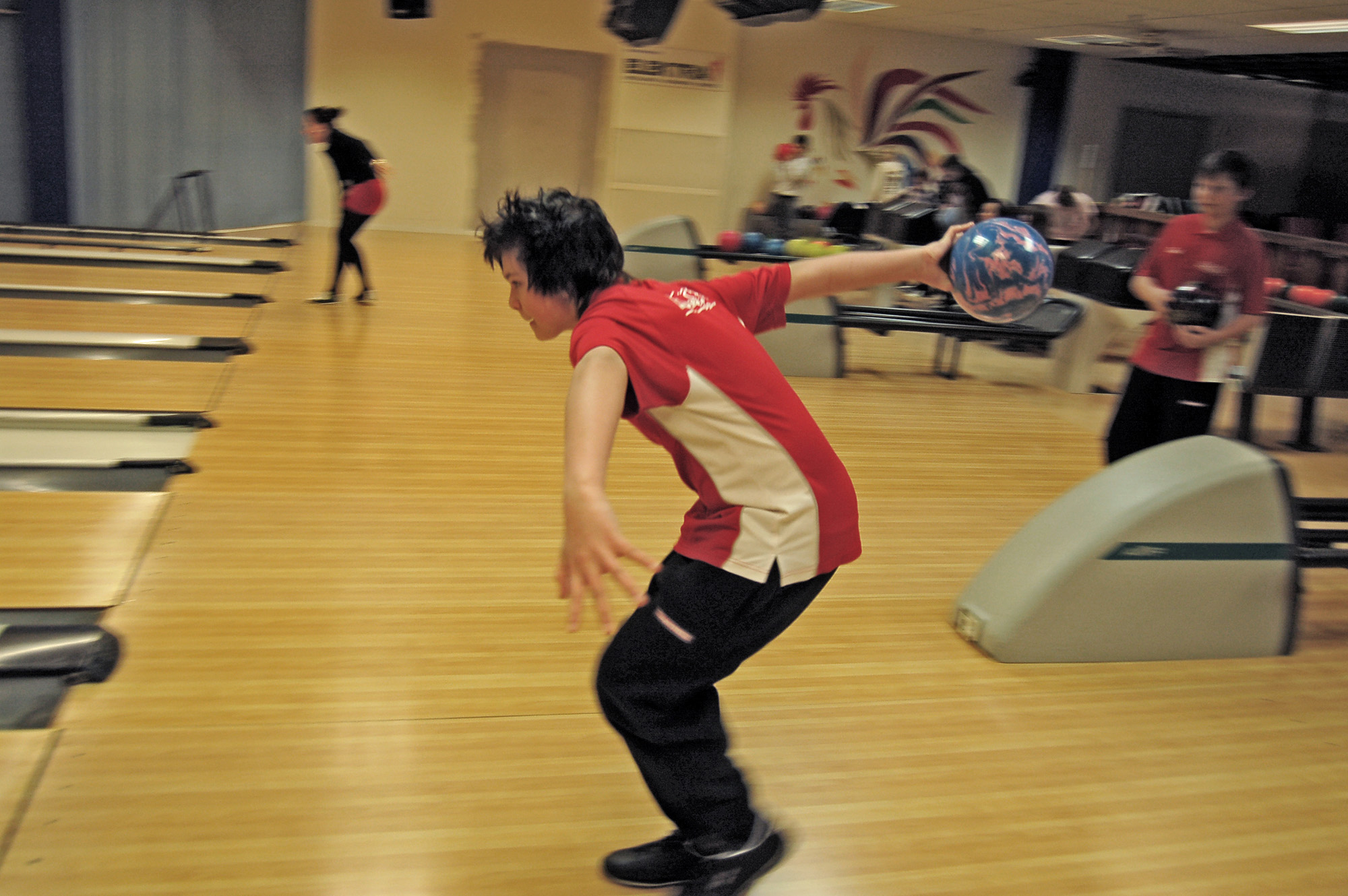Röste.nu – Bygdens Nytt nr 2 2009 – Nyheter – Bowling hett bland Rösteungdomar