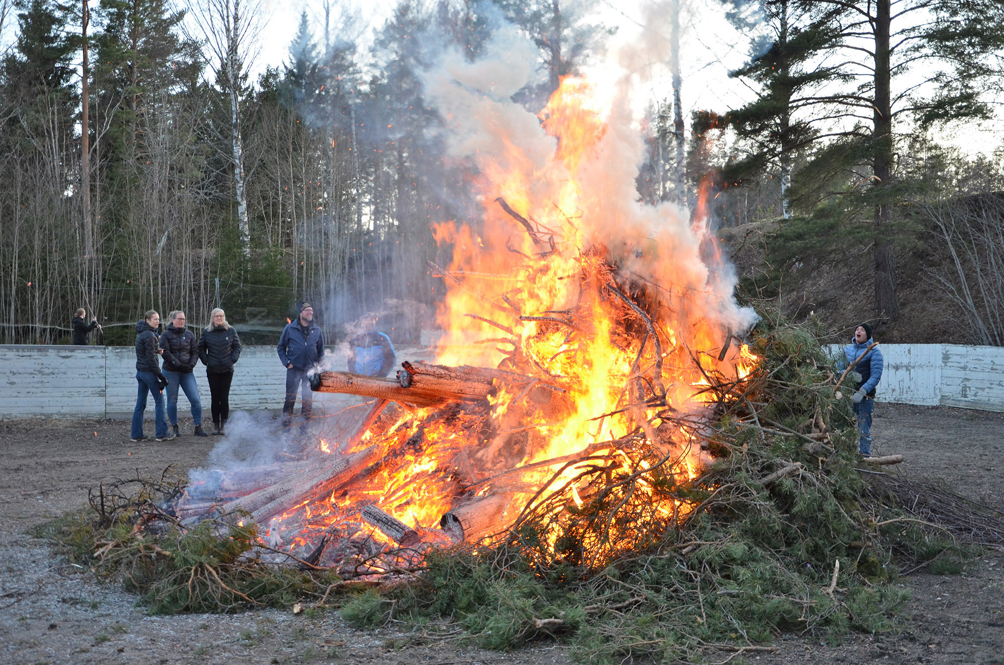 Röste.nu – Bygdens Nytt nr 2 2023 – Nyheter – Valborgsfirande i Röste