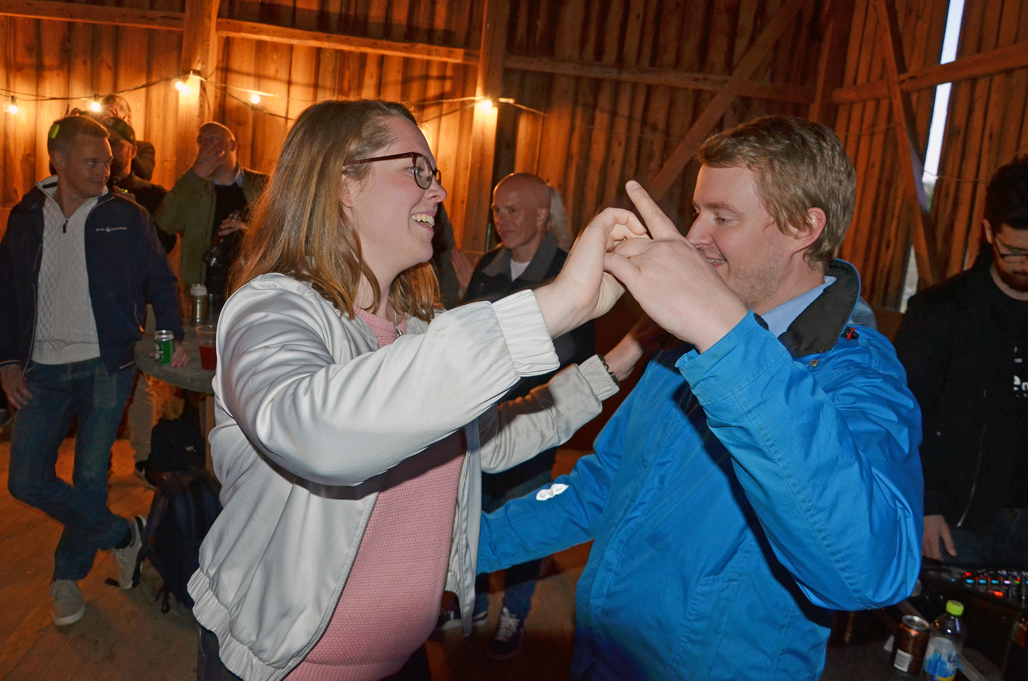 Röste.nu – Bygdens Nytt nr 3 2019 – Nyheter – Het dans både i Farmorsladan och ’’Let’s dance’’