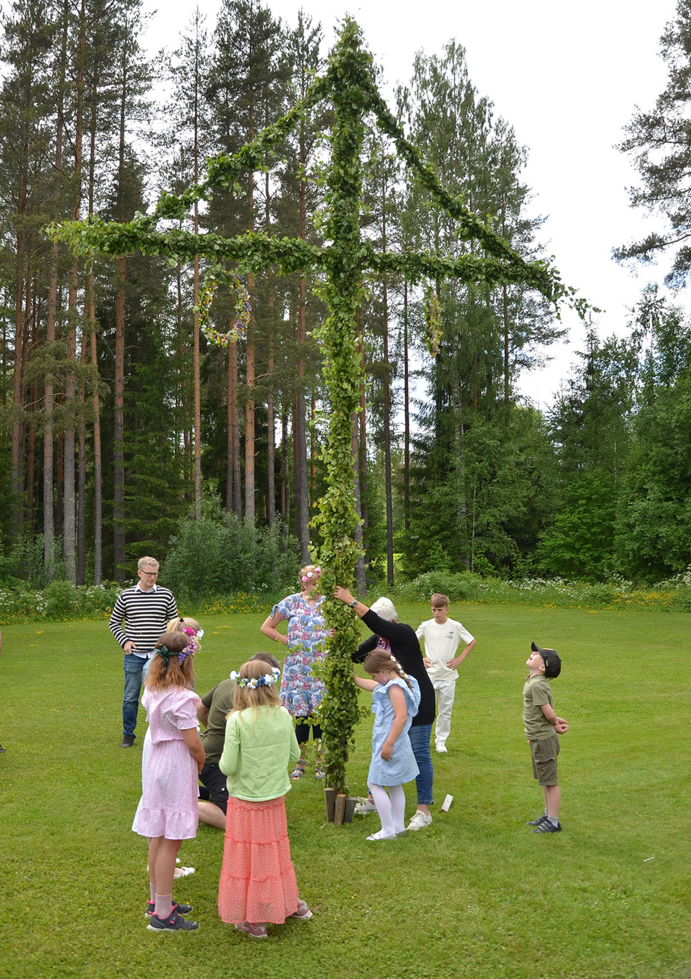 Röste.nu – Bygdens  Nytt nr 3 2025 – Nyheter – Här firas midsommar...