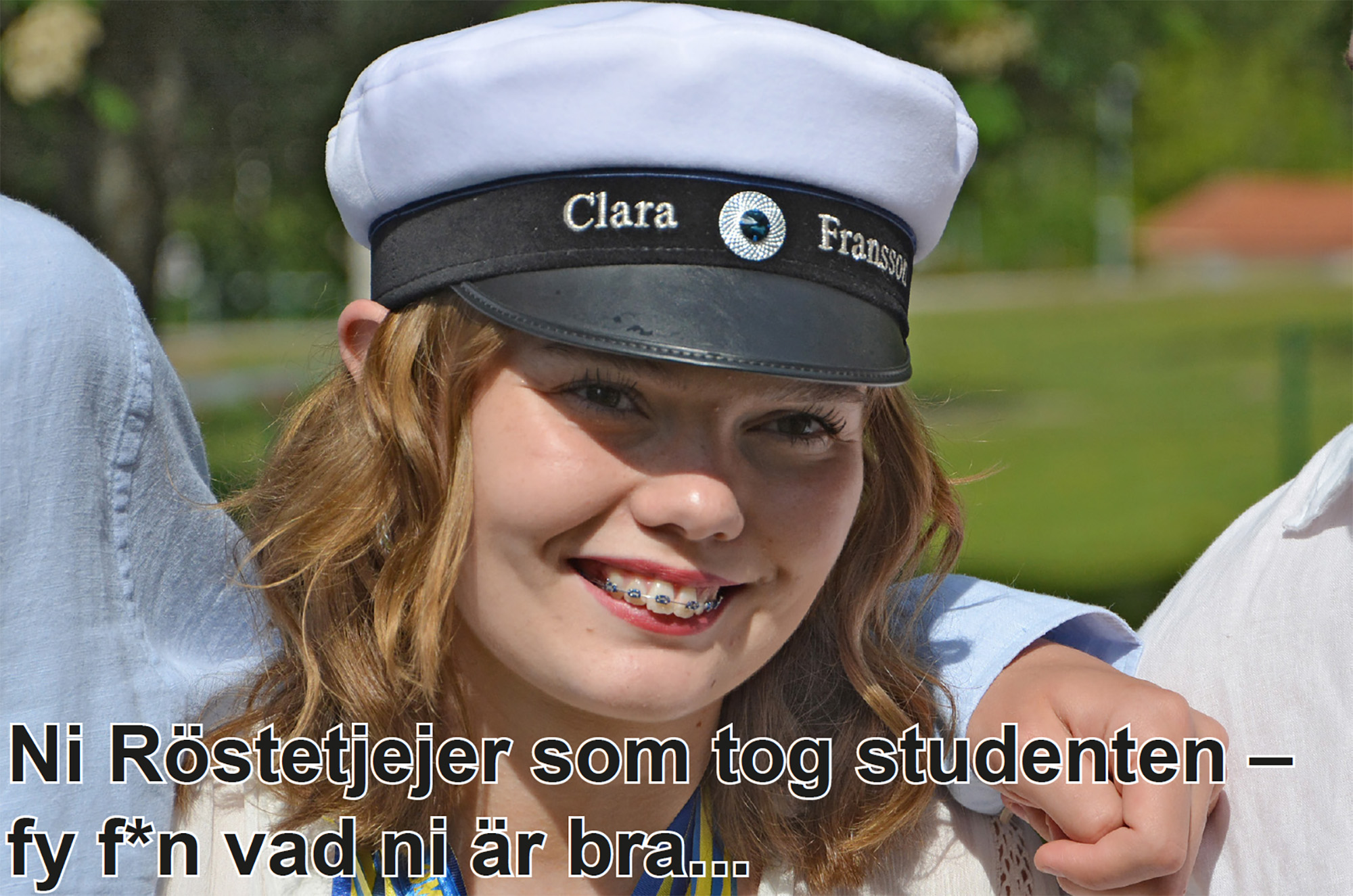 Röste.nu – Bygdens Nytt nr 3 2025 – Nyheter – Ni Röstetjejer som tog studenten – fy f*n vad ni är bra...