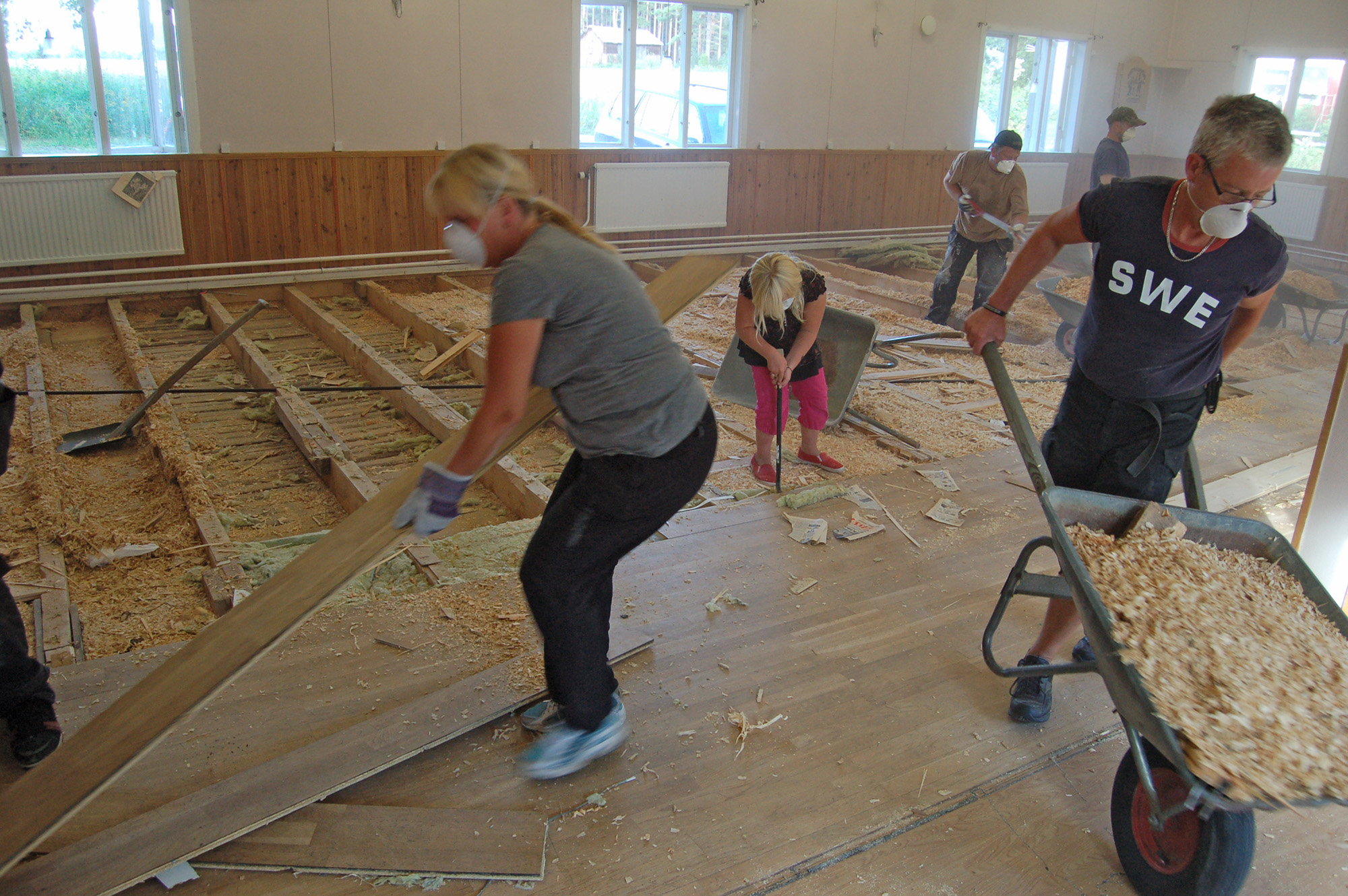 Röste.nu – Bygdens Nytt nr 4 2010 – Nyheter – Här rivs hela rasket i Dönjegården