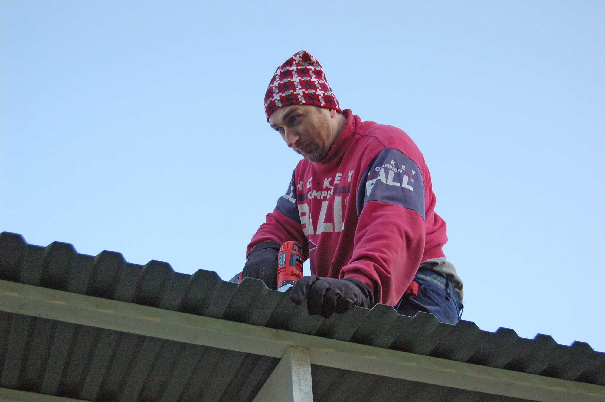 Röste.nu – Bygdens Nytt nr 5 2011 – Nyheter – Plåtarna på plats