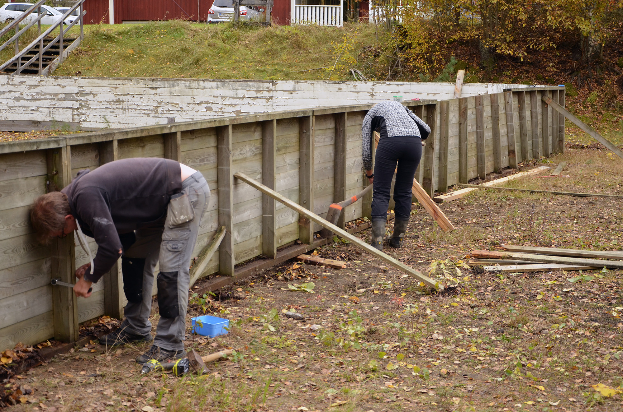 Röste.nu – Nyheter – Ny form på isbanan vid Dönjegården efter arbetsdag 2021