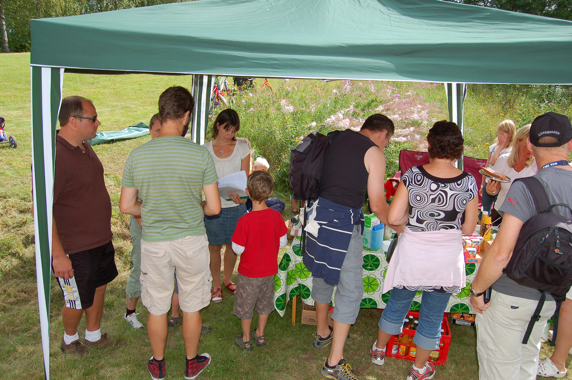 Röste.nu – Röstebilder – Ankrace i Galvån för tredje året 2008