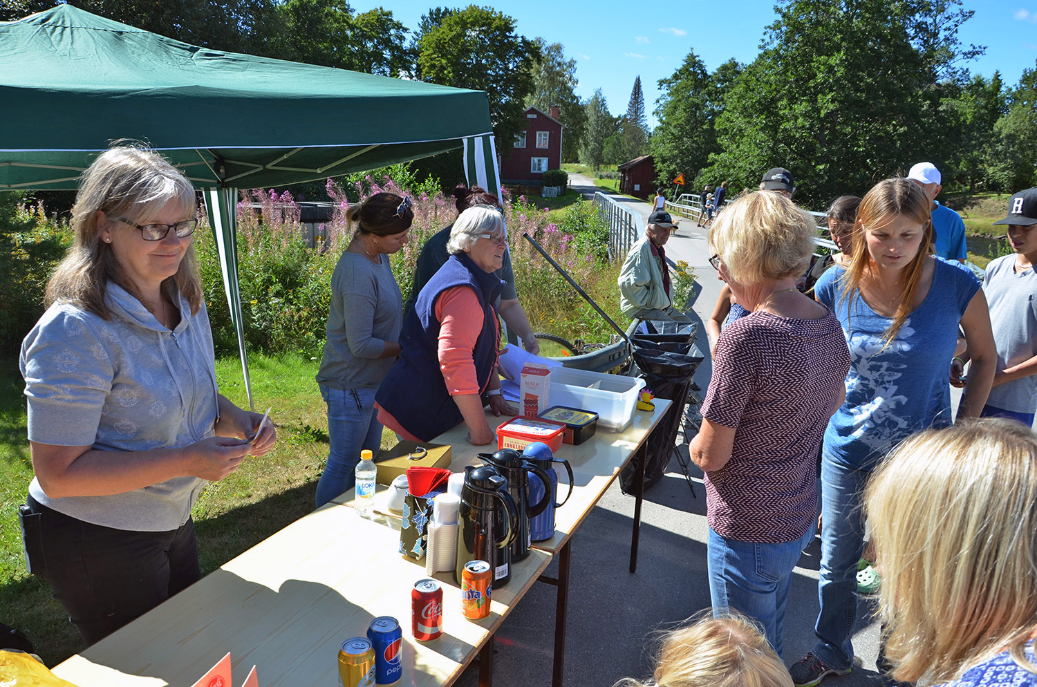 Röste.nu – Röstebilder – Ankracet i Galvån 2016