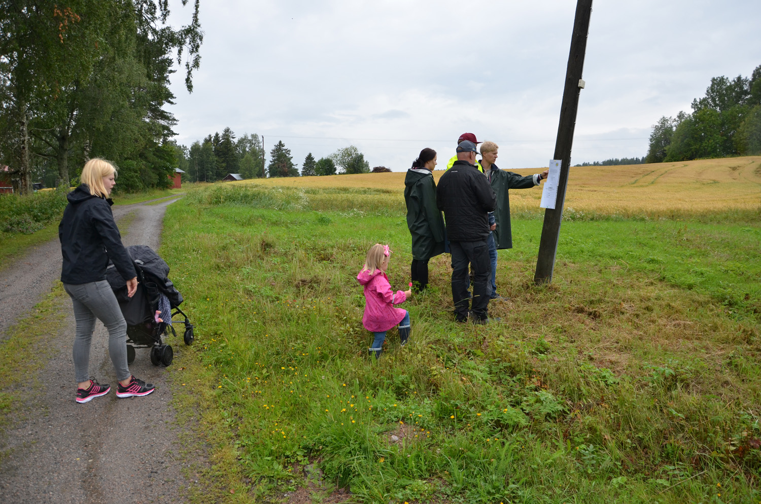 Röste.nu – Röstebilder – Historiskt blött ankrace i  Galvån 2017