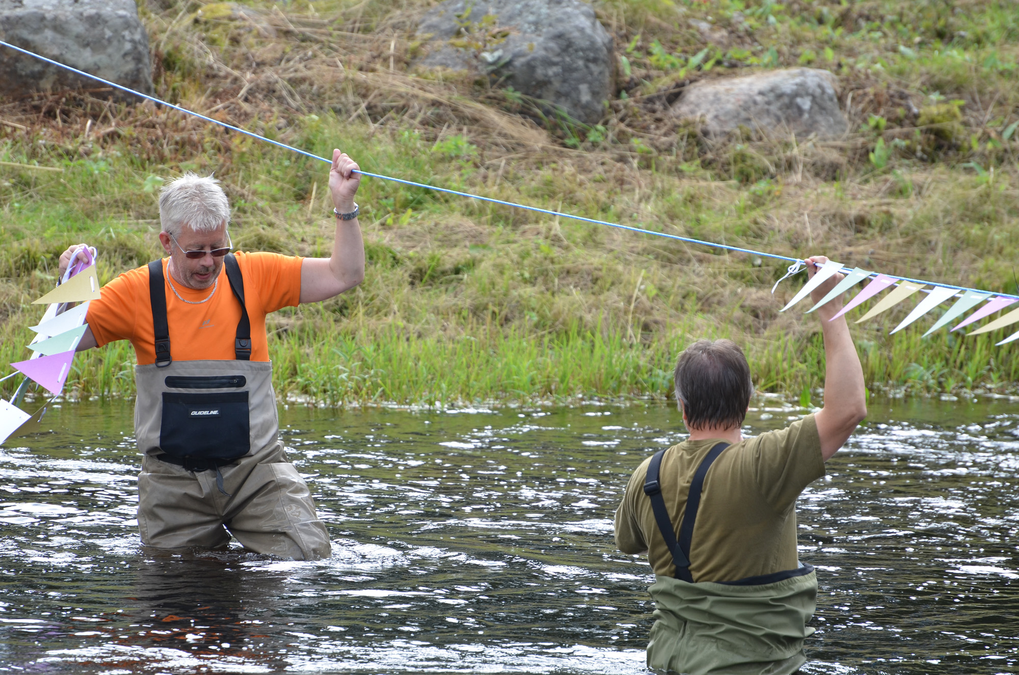 Röste.nu – Röstebilder – Ankracet i Galvån 2019