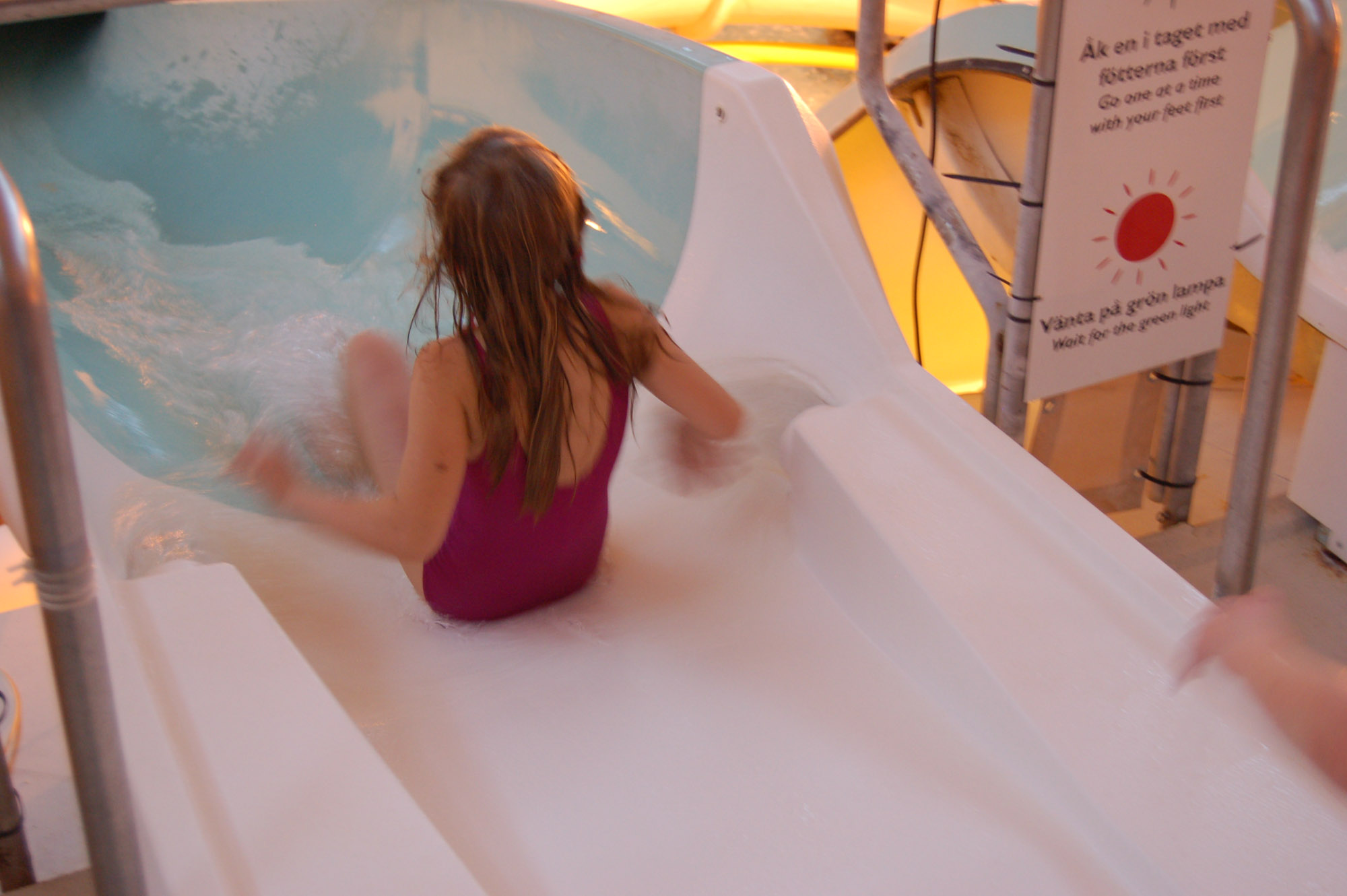 Röste.nu – Röstebilder – Badresa till Fyrishovbadet i Uppsala 2009