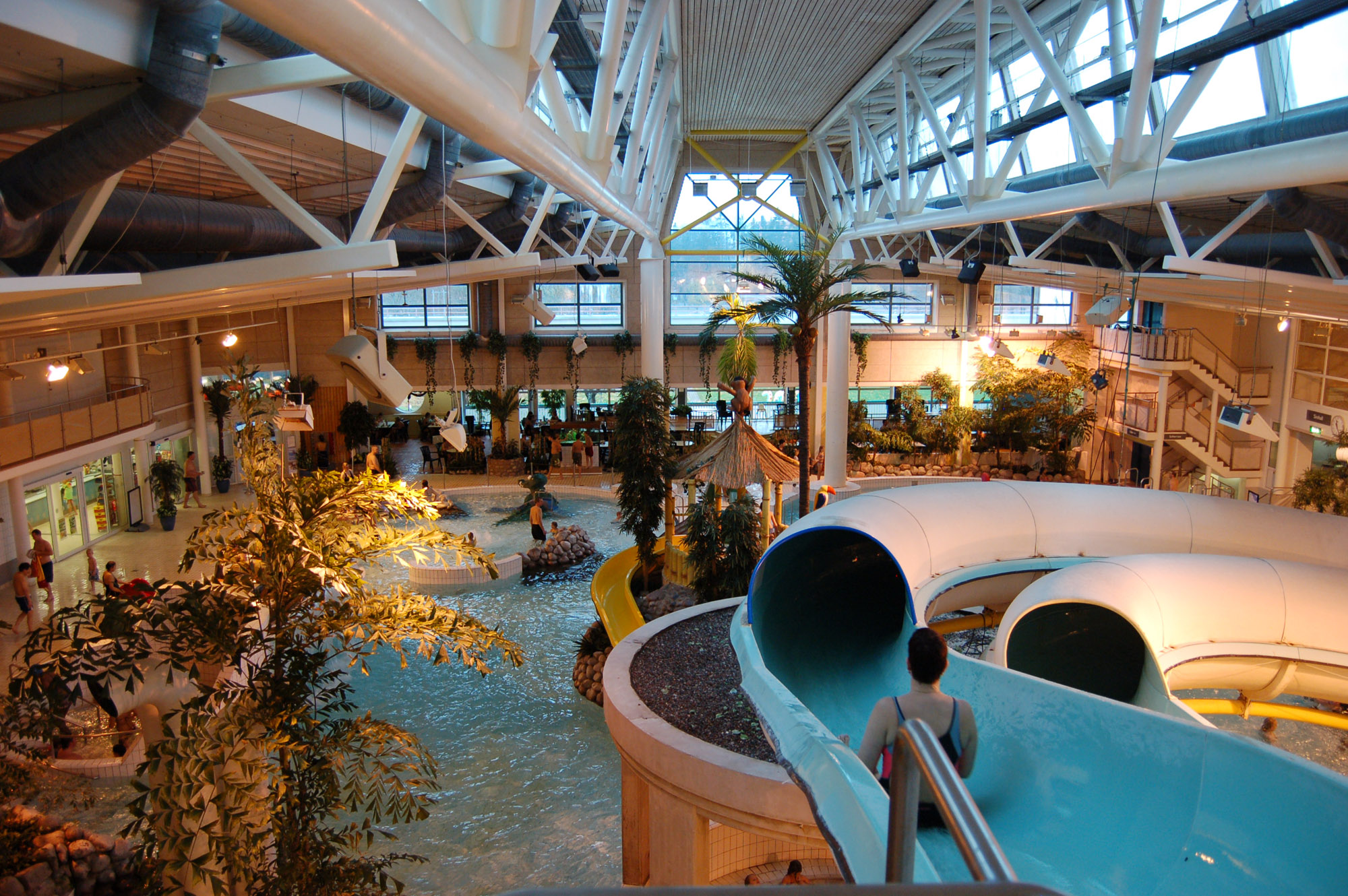 Röste.nu – Röstebilder – Badresa till Fyrishovbadet i Uppsala 2009