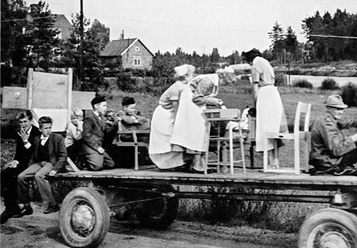 Röste.nu – Röstebilder 2002 – Dönjegårdens 50-årsjubileum – bilder från 1950-talet