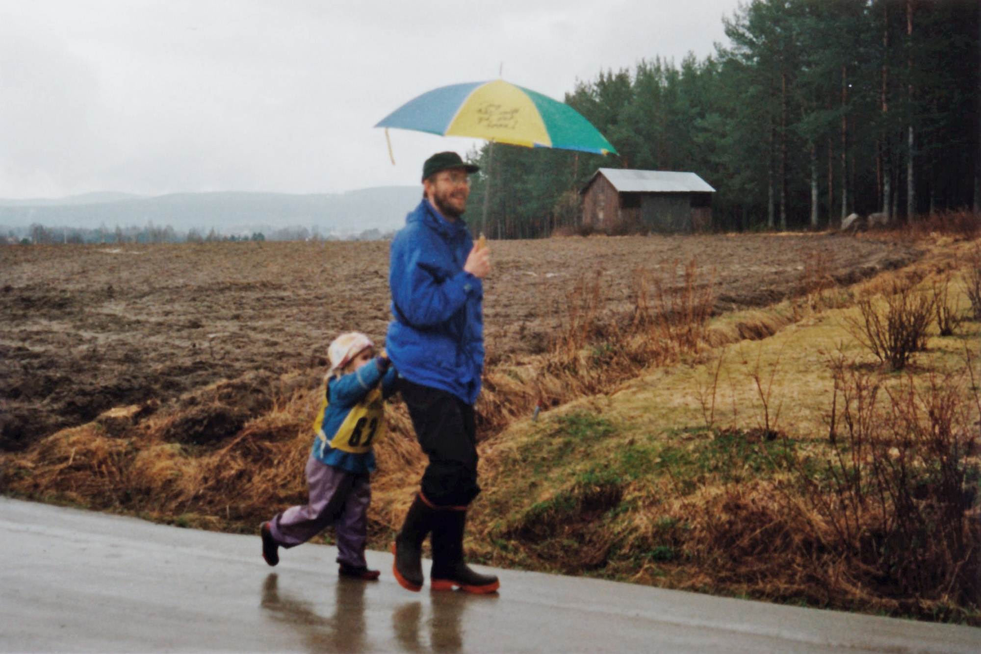 Röste.nu – Röstebilder 2002 – Dönjegårdens 50-årsjubileum – bilder från 1990-talet