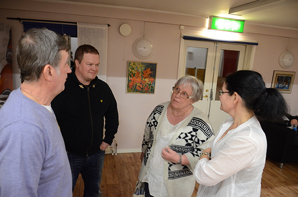 Röste.nu – Röstebilder – Föreningsstämma i Dönjegården 2014