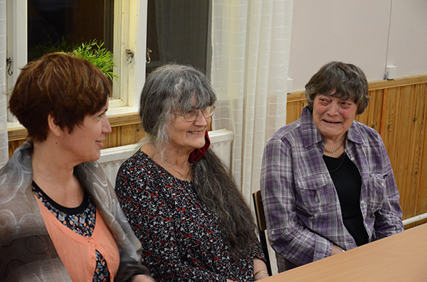 Röste.nu – Röstebilder – Föreningsstämma i Dönjegården 2014