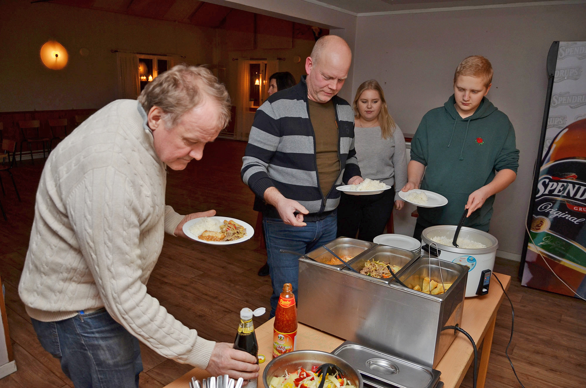Röste.nu – Röstebilder – Föreningsstämma i Dönjegården 2019