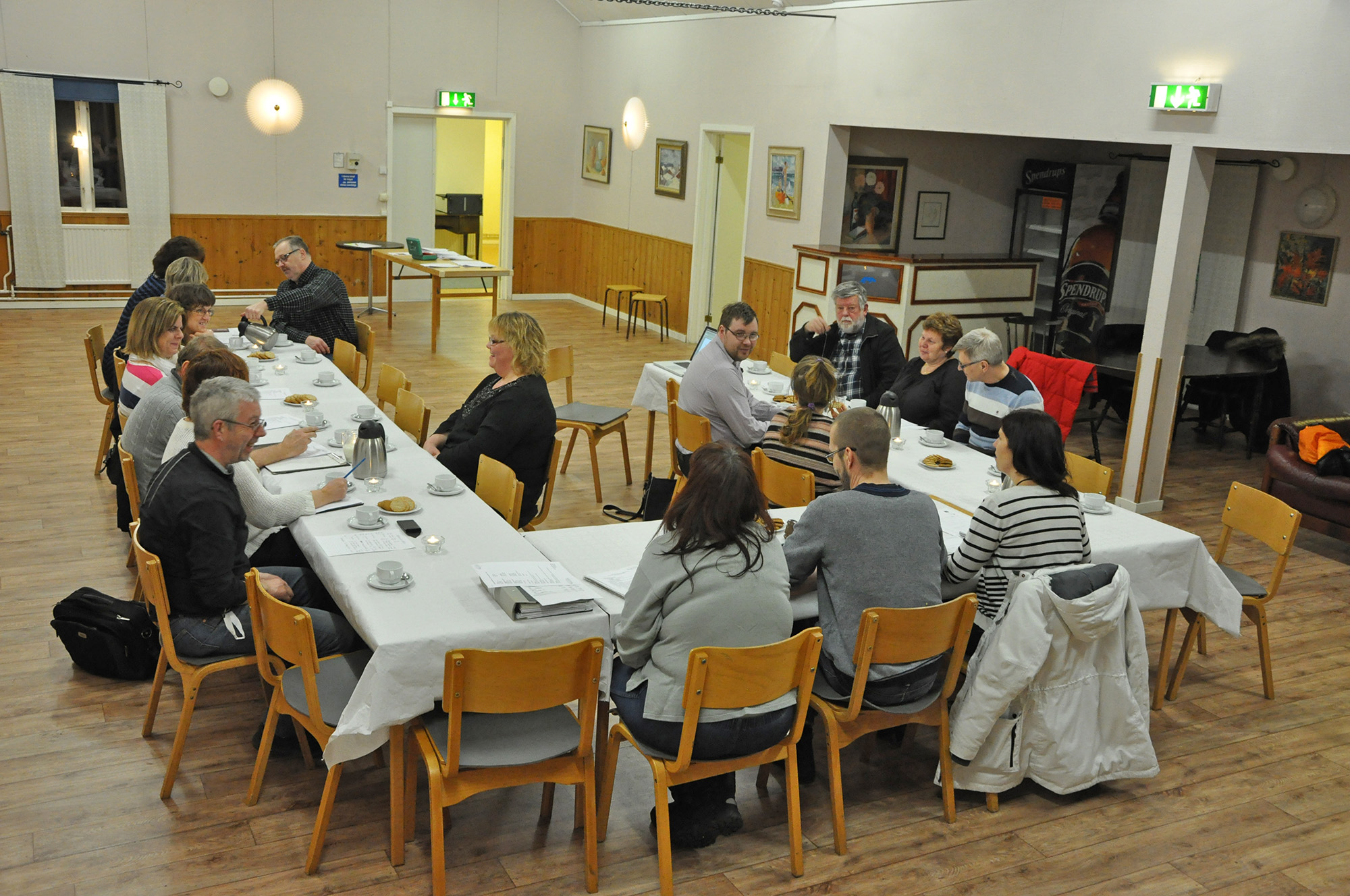 Röste.nu – Röstebilder – Föreningsstämman valde ny styrelse 2012