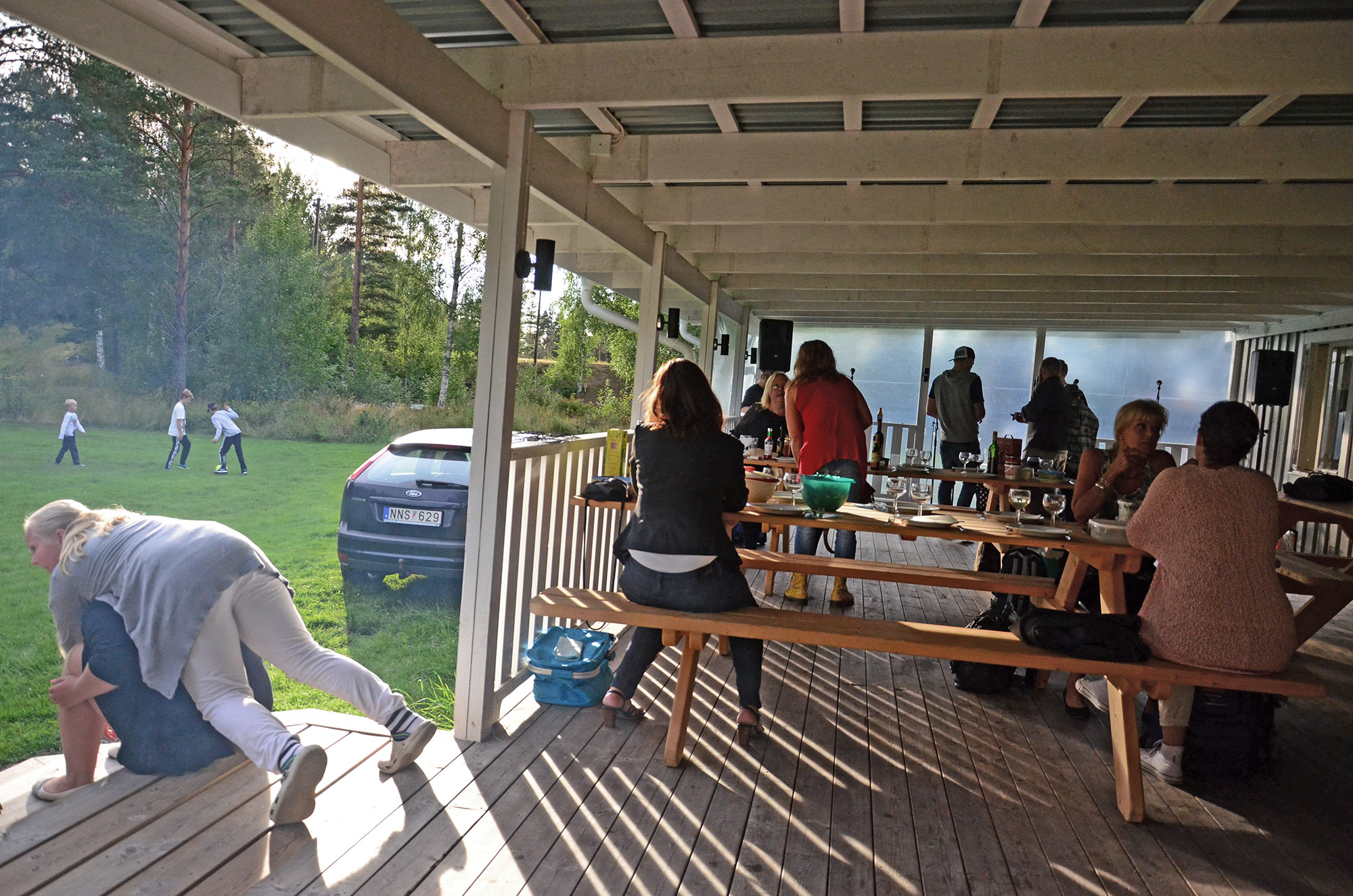 Röste.nu – Röstebilder – Grill- och familjefest på Dönjegården 2014