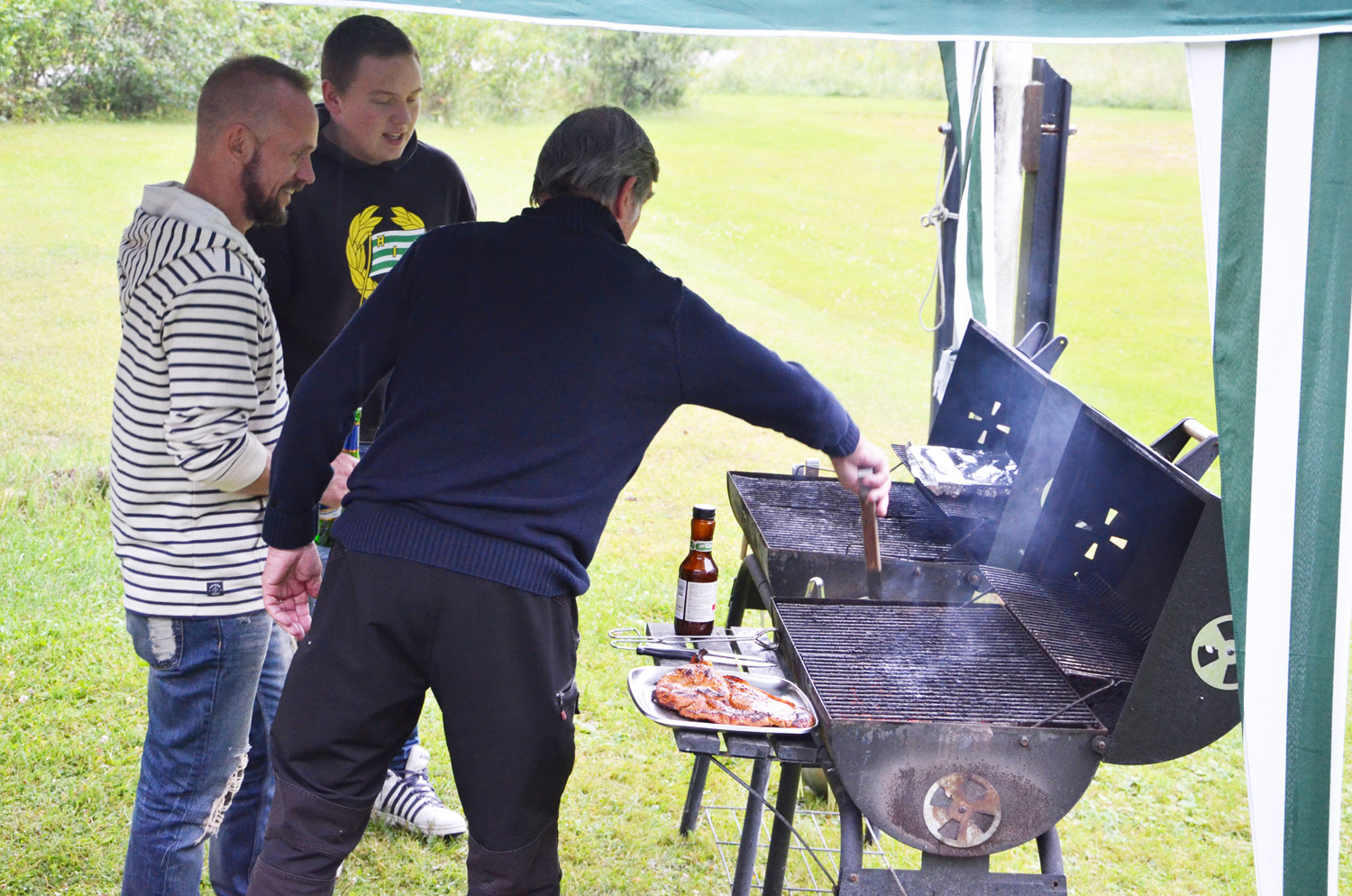 Röste.nu – Röstebilder – Grill- och familjefest på Dönjegården 2017