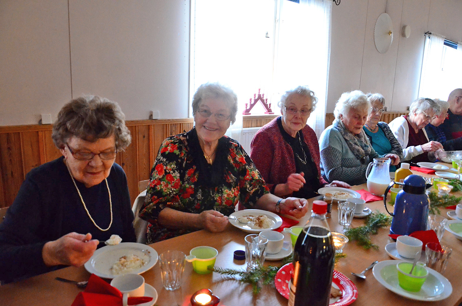 Röste.nu – Röstebilder – Grötfest i Dönjegården 2015