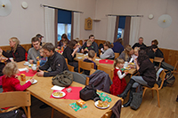 Röste.nu – Röstebilder – Julgransplundring i Dönjegården 2010