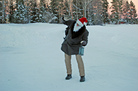 Röste.nu – Röstebilder – Julgransplundring i Dönjegården 2010