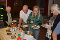 Röste.nu – Röstebilder – Kräftor och surströmming i Dönjegården 2025