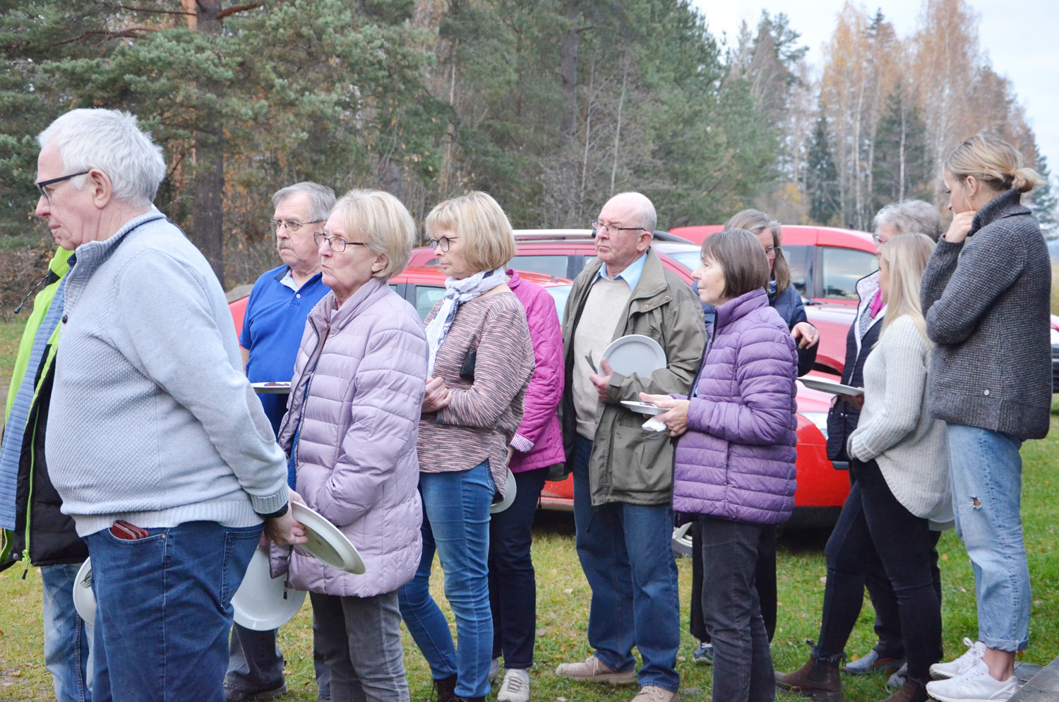 Röste.nu – Röstebilder – Kulturdag i Dönjegården med föreläsning om Röstemord och kolbullespremiär 2017