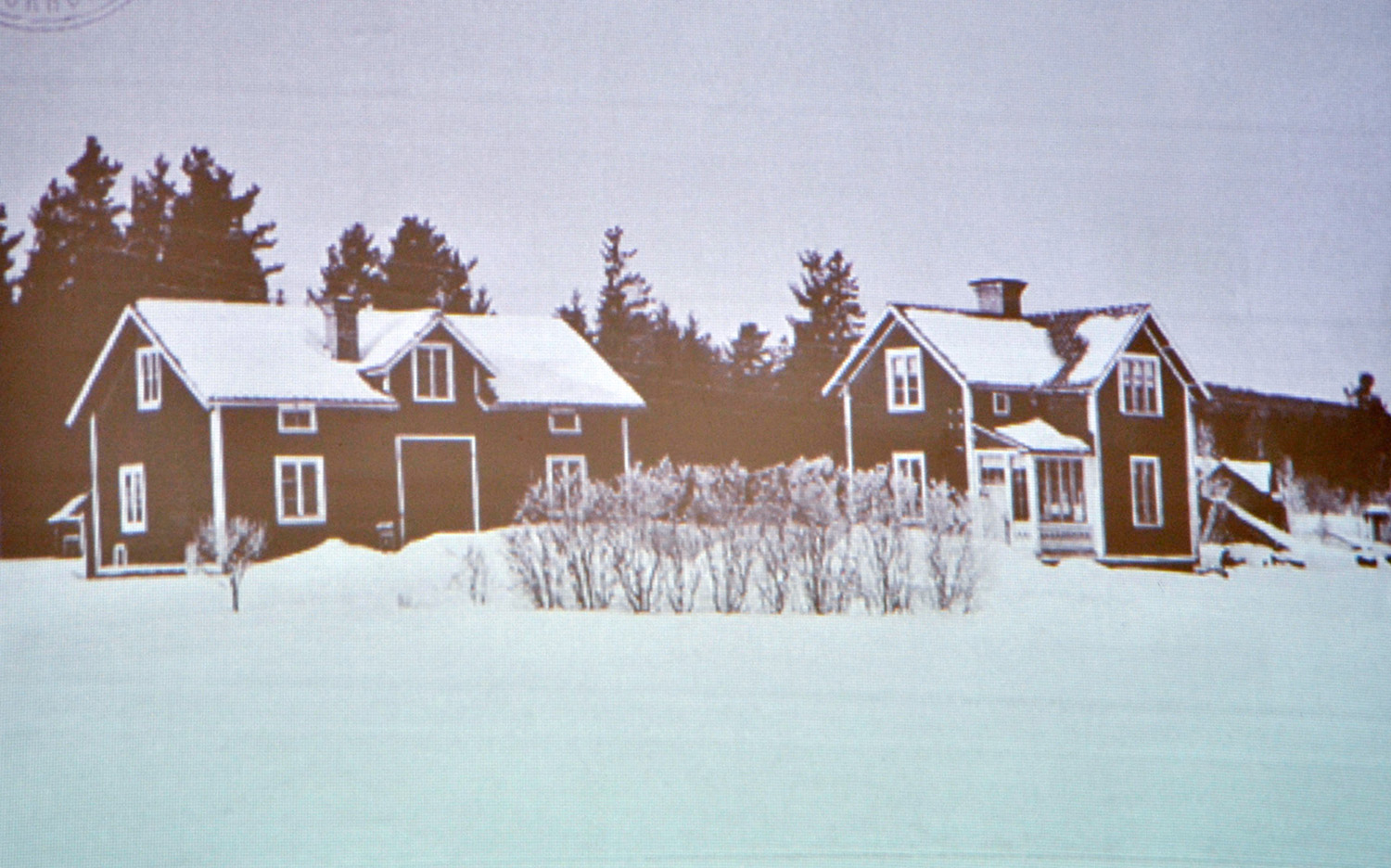 Röste.nu – Röstebilder – Kulturdag i Dönjegården med föreläsning om Röstemord och kolbullespremiär 2017