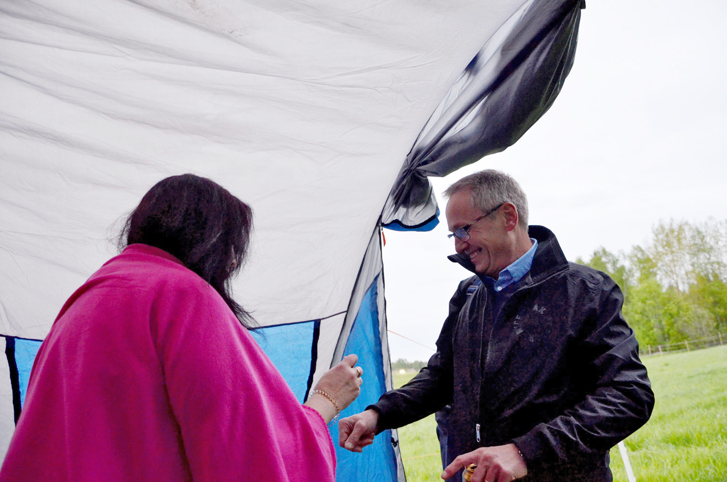 Röste.nu – Röstebilder – Logdans i Farmorsladan 2017