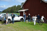 Röste.nu – Röstebilder – Midsommarfirande vid Dönjegården 2025