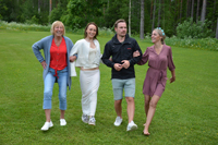 Röste.nu – Röstebilder – Midsommarfirande vid Dönjegården 2025
