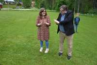 Röste.nu – Röstebilder – Midsommarfirande vid Dönjegården 2025