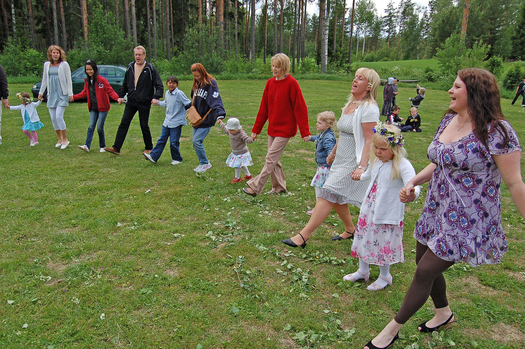 Röste.nu – Röstebilder – Midsommar vid Dönjegården 2009