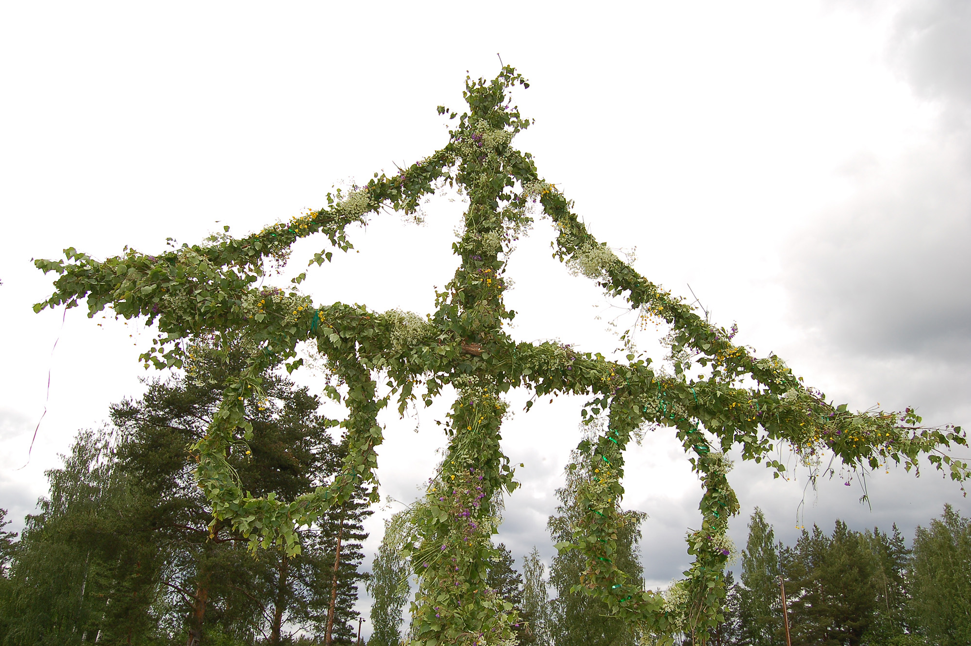 Röste.nu – Röstebilder – Midsommar vid Dönjegården 2009