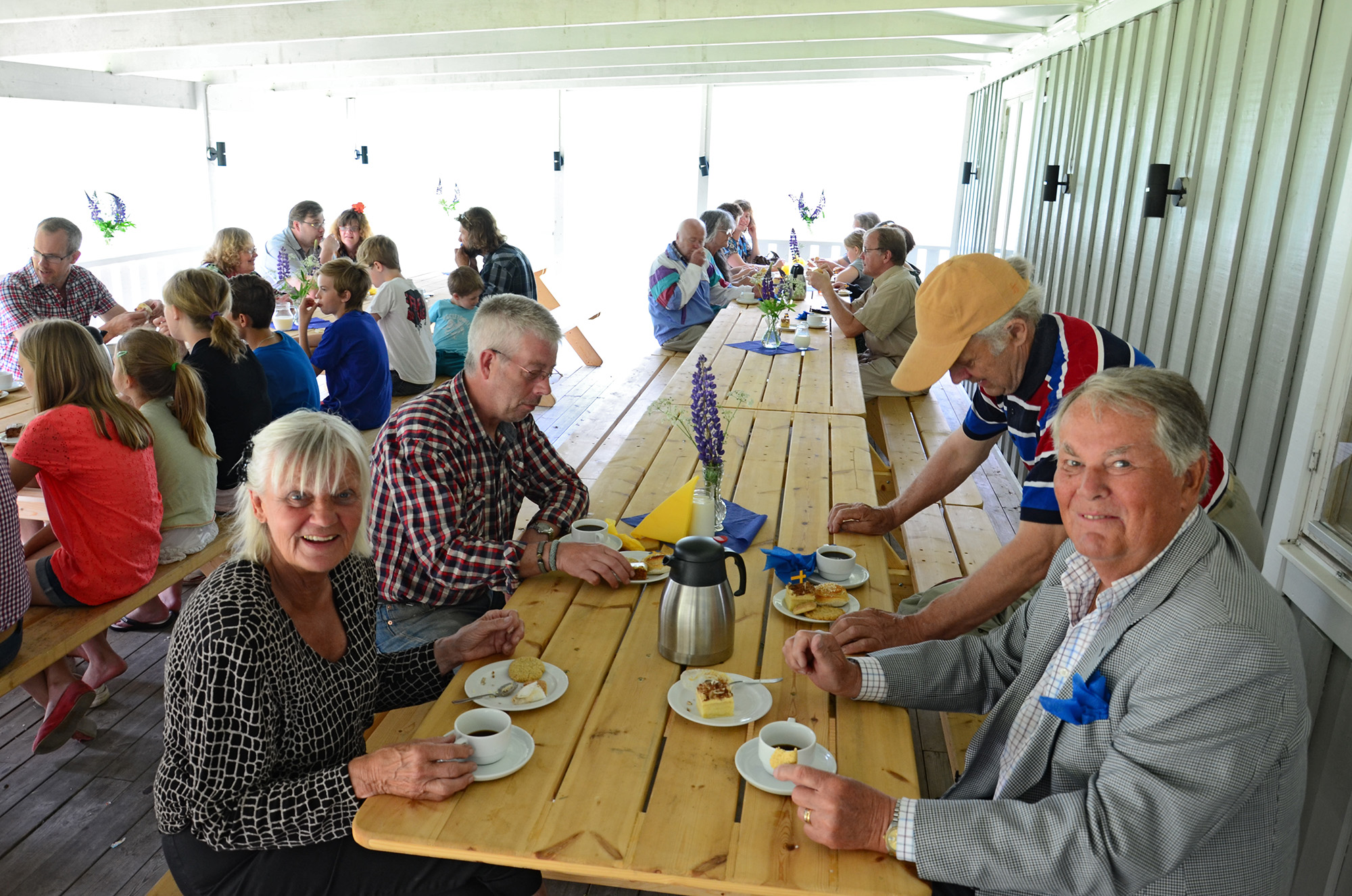Röste.nu – Röstebilder – Nationaldagsfirande vid Dönjegården 2014