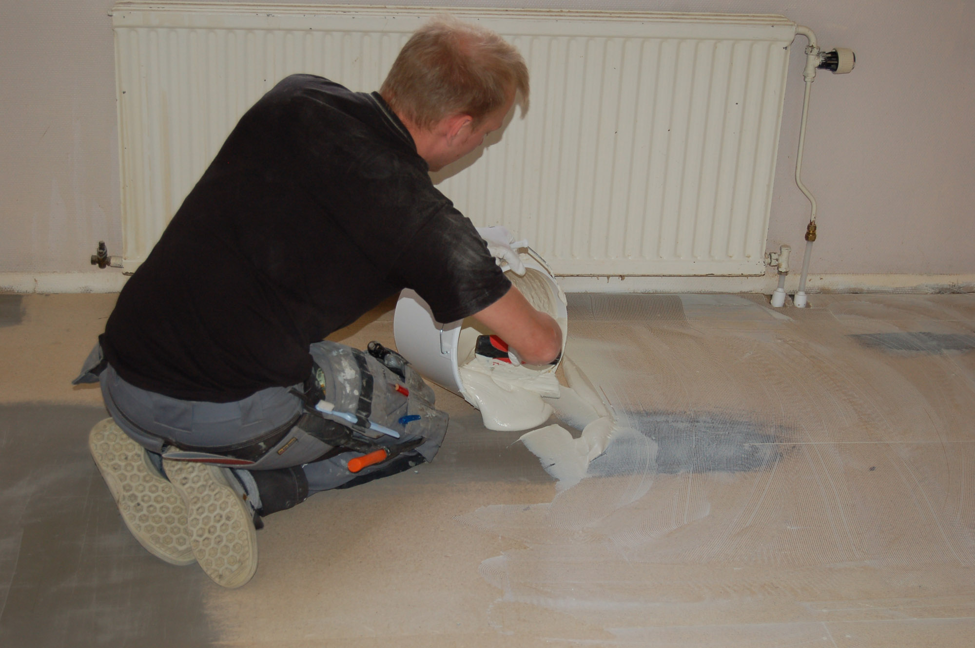 Röste.nu – Röstebilder – Så fick Dönjegården nytt golv 2010