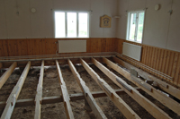 Röste.nu – Röstebilder – Så fick Dönjegården nytt golv 2010