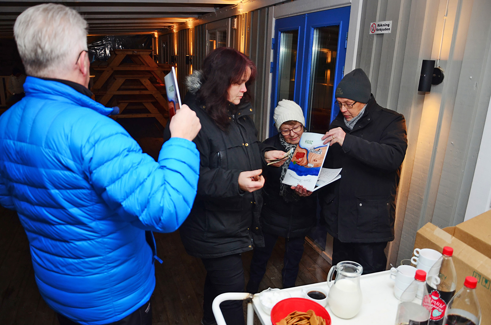 Röste.nu – Röstebilder – Tomtekväll med kändisbesök 2015