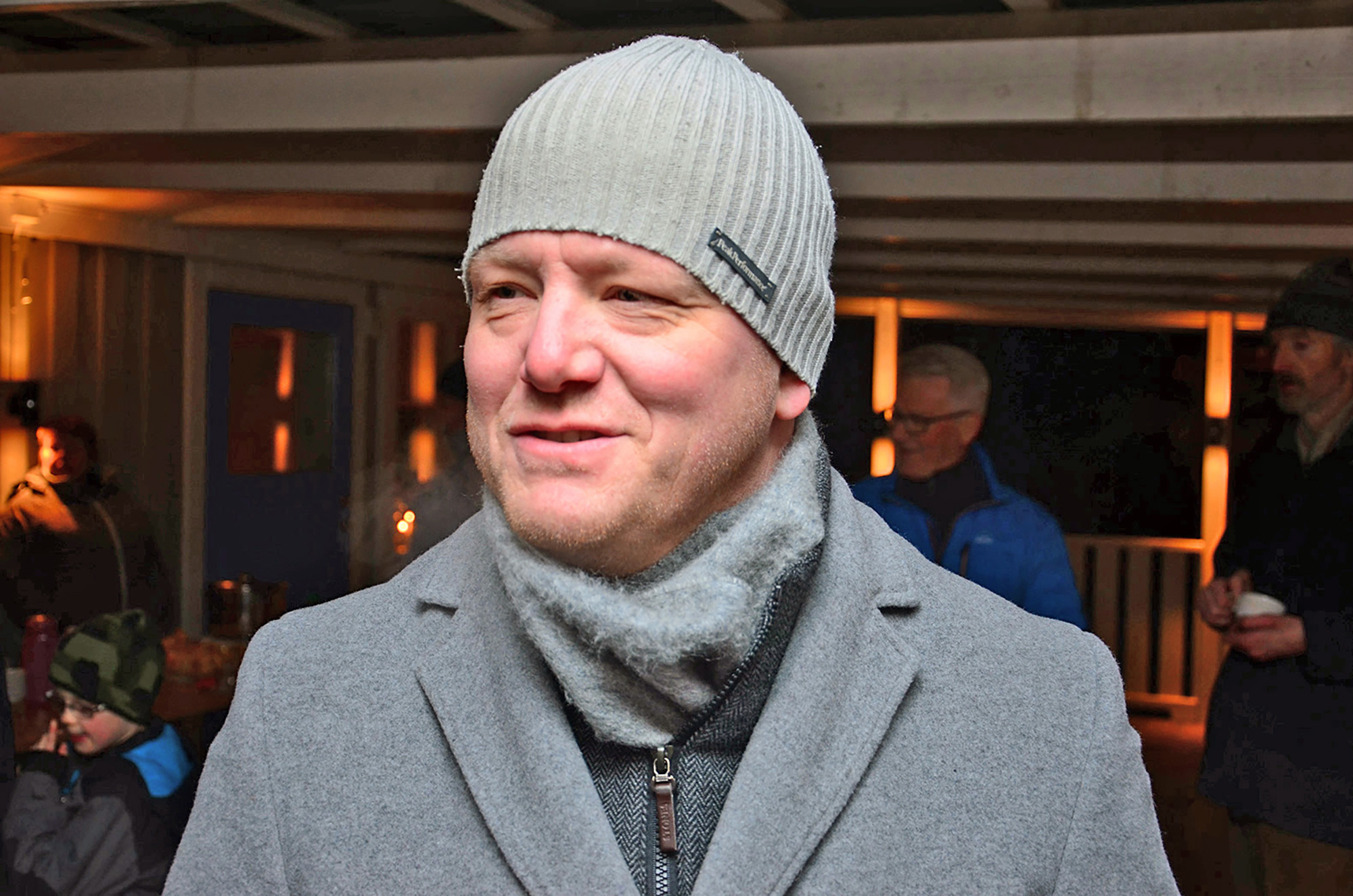 Röste.nu – Röstebilder – Tomtekväll med kändisbesök 2015