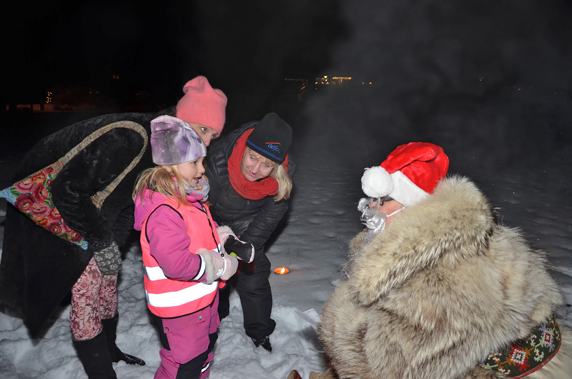 Röste.nu – Röstebilder – Tomtekväll vid Dönjegården 2017