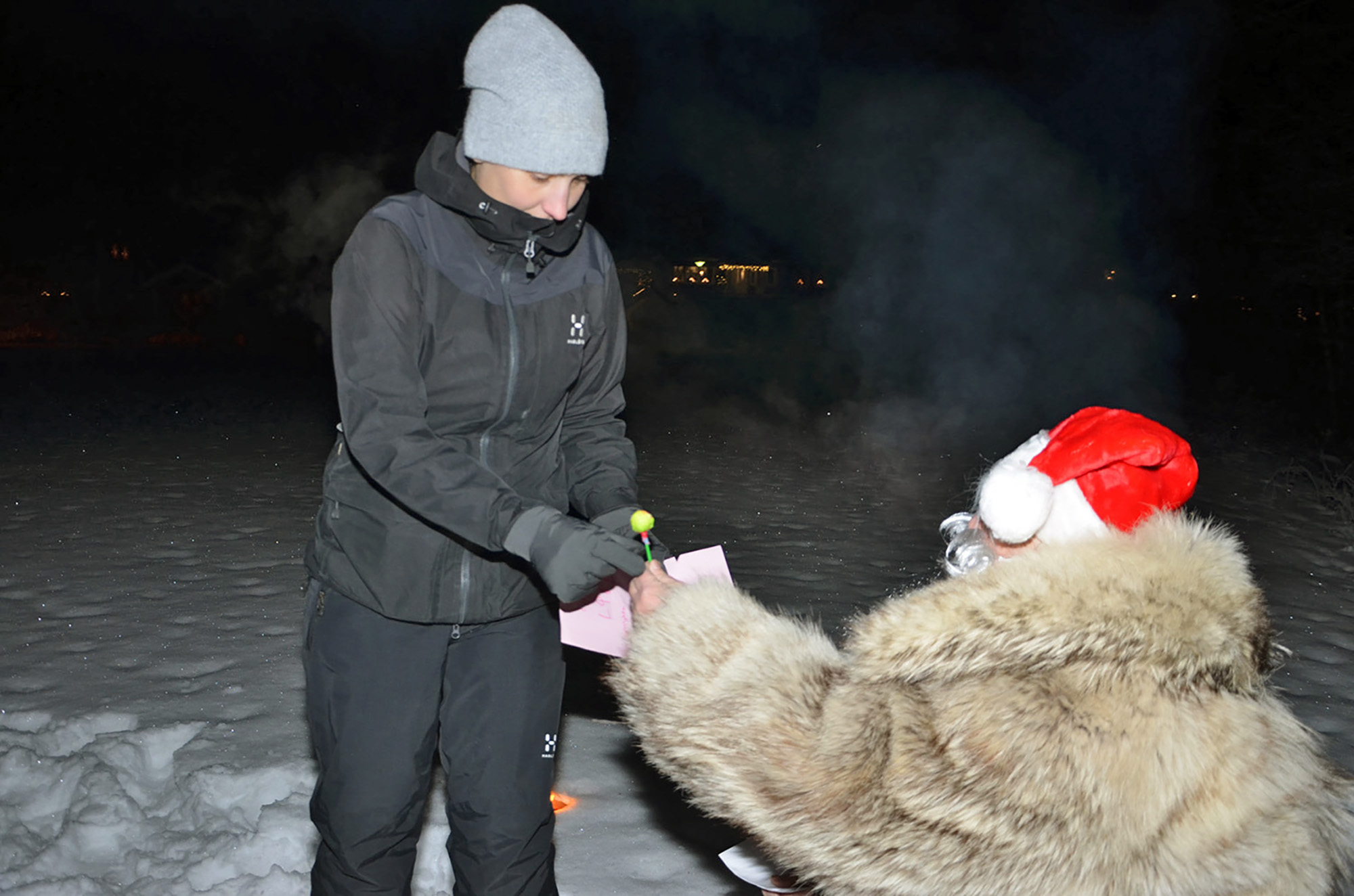 Röste.nu – Röstebilder – Tomtekväll vid Dönjegården 2017