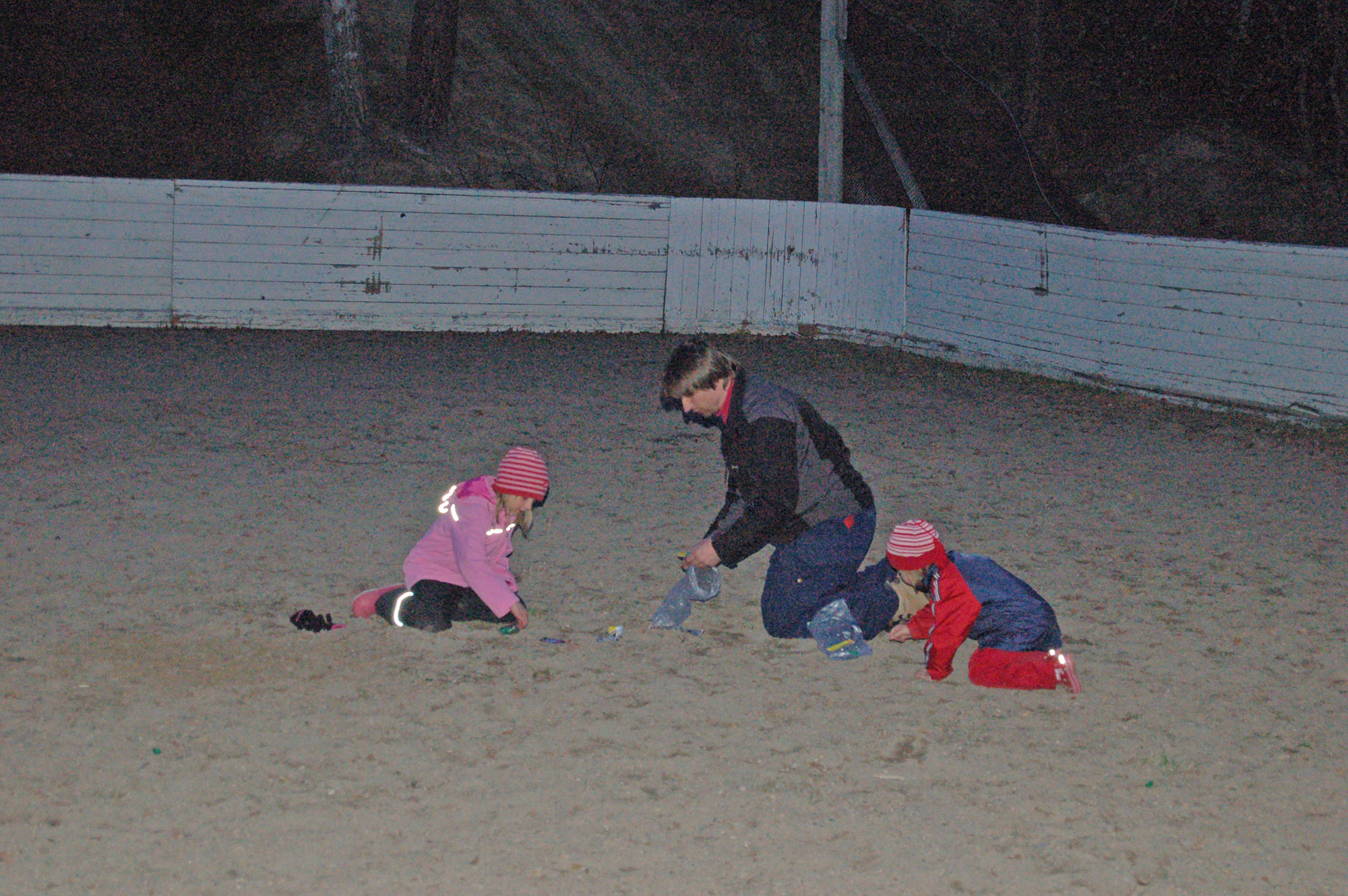 Röste.nu – Röstebilder – Valborgsfirandet vid Dönjegården 2009