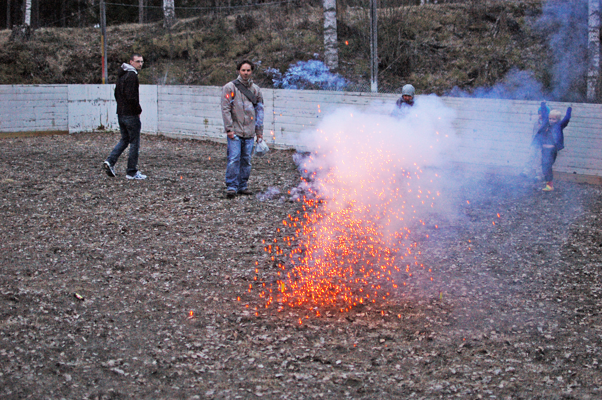 Röste.nu – Röstebilder – Valborg vid Dönjegården 2010