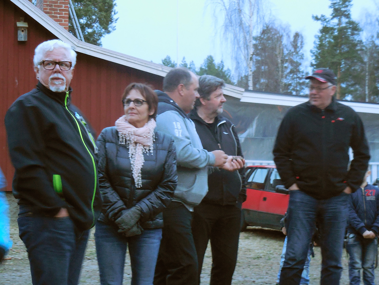 Röste.nu – Röstebilder – Valborg firades vid Dönjegården 2016